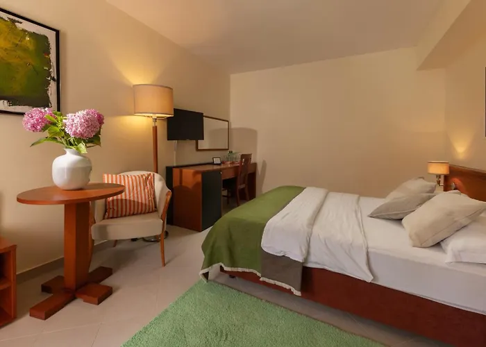 Alojamento de Acomodação e Pequeno-almoço Ciao Bella 3*